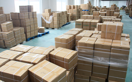 滄州華良包裝倉儲實(shí)景圖片