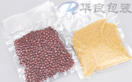  抽真空紋路袋與光面袋有什么區(qū)別？