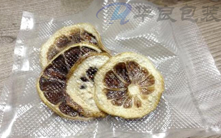 沒有紋路的光面塑料袋如何抽真空？